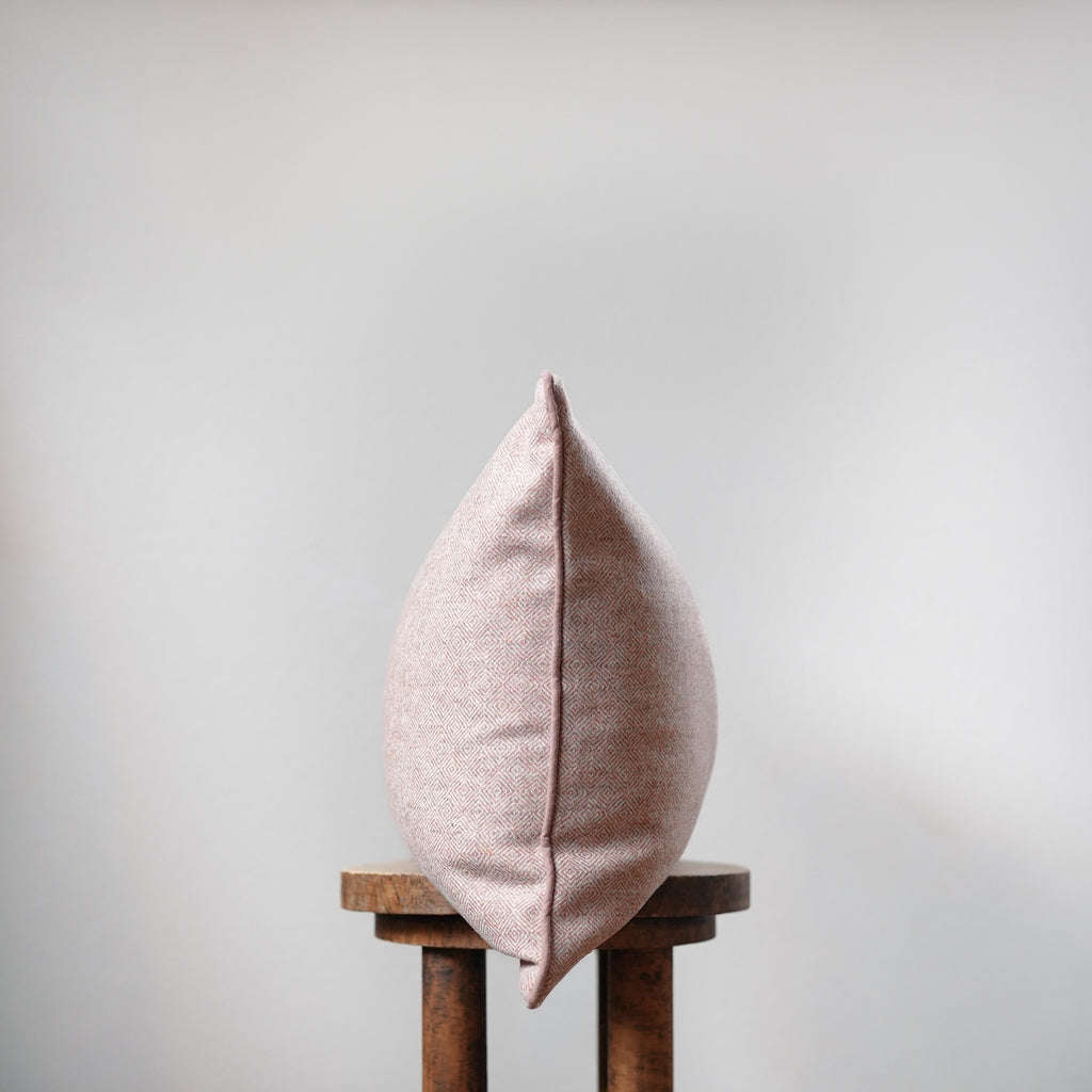 Coral & Cream Diamond Wool with Welt Lumbar Pillow 16x24