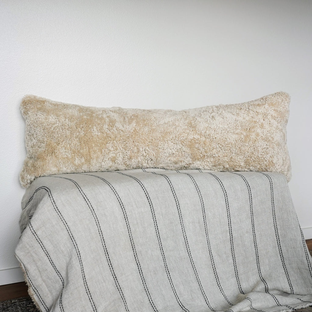 Curly Oatmeal Sheepskin with Plaid Linen Back Lumbar 16x48