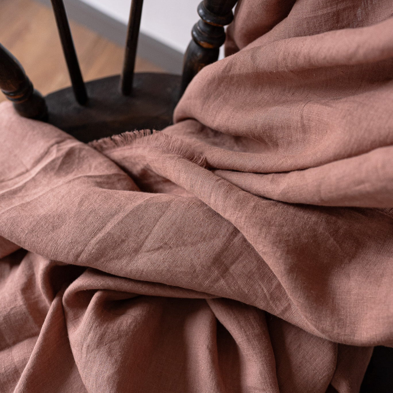 Dusty Blush Linen Throw