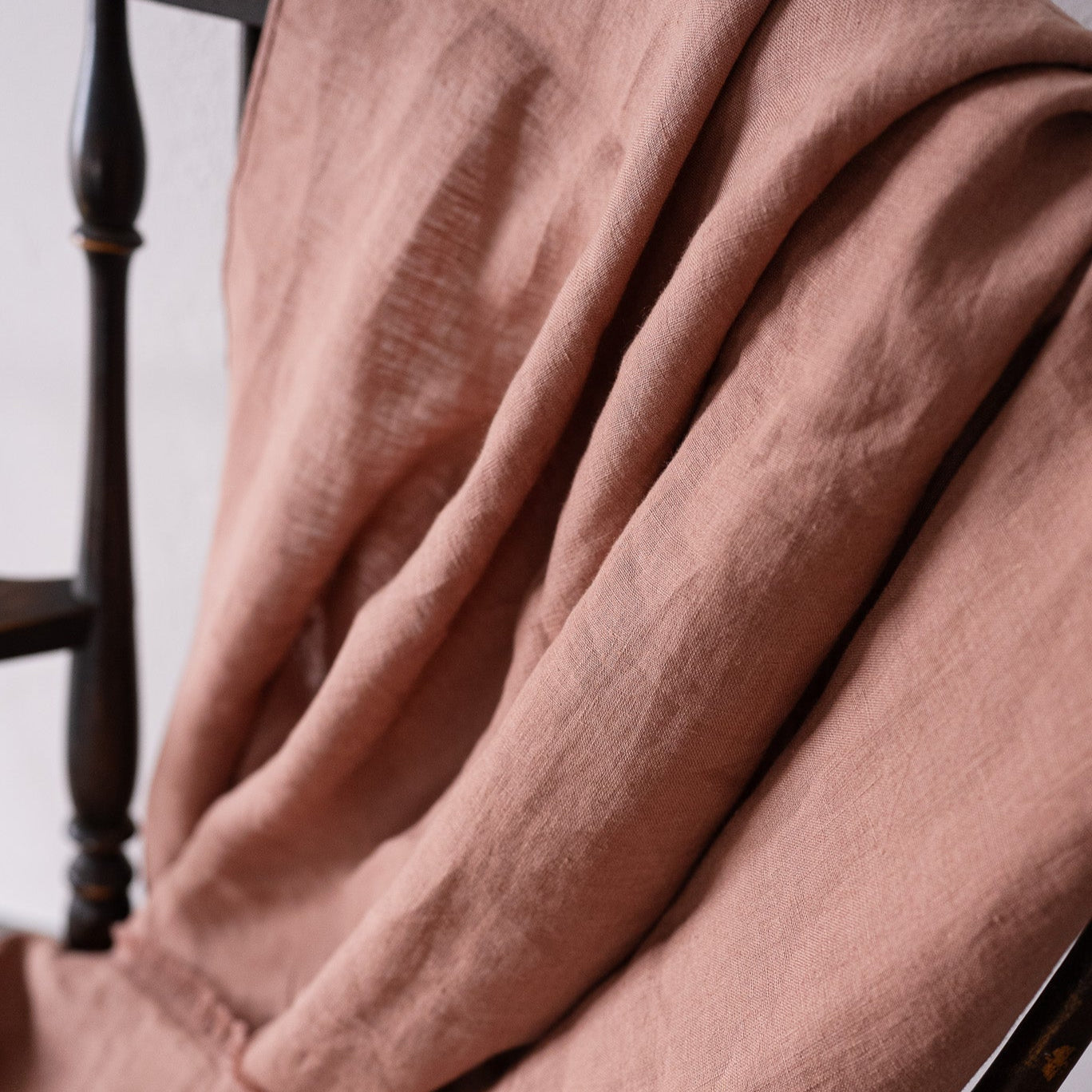 Dusty Blush Linen Throw