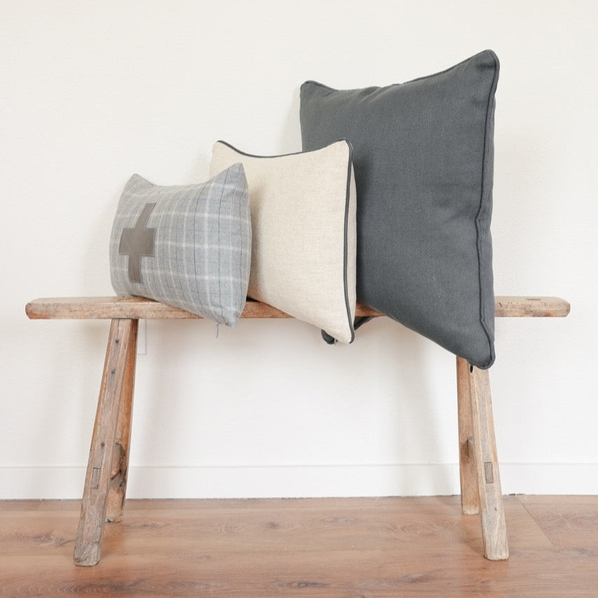Cream Wool with Charcoal Flecking & Navy Leather Welt 14x18