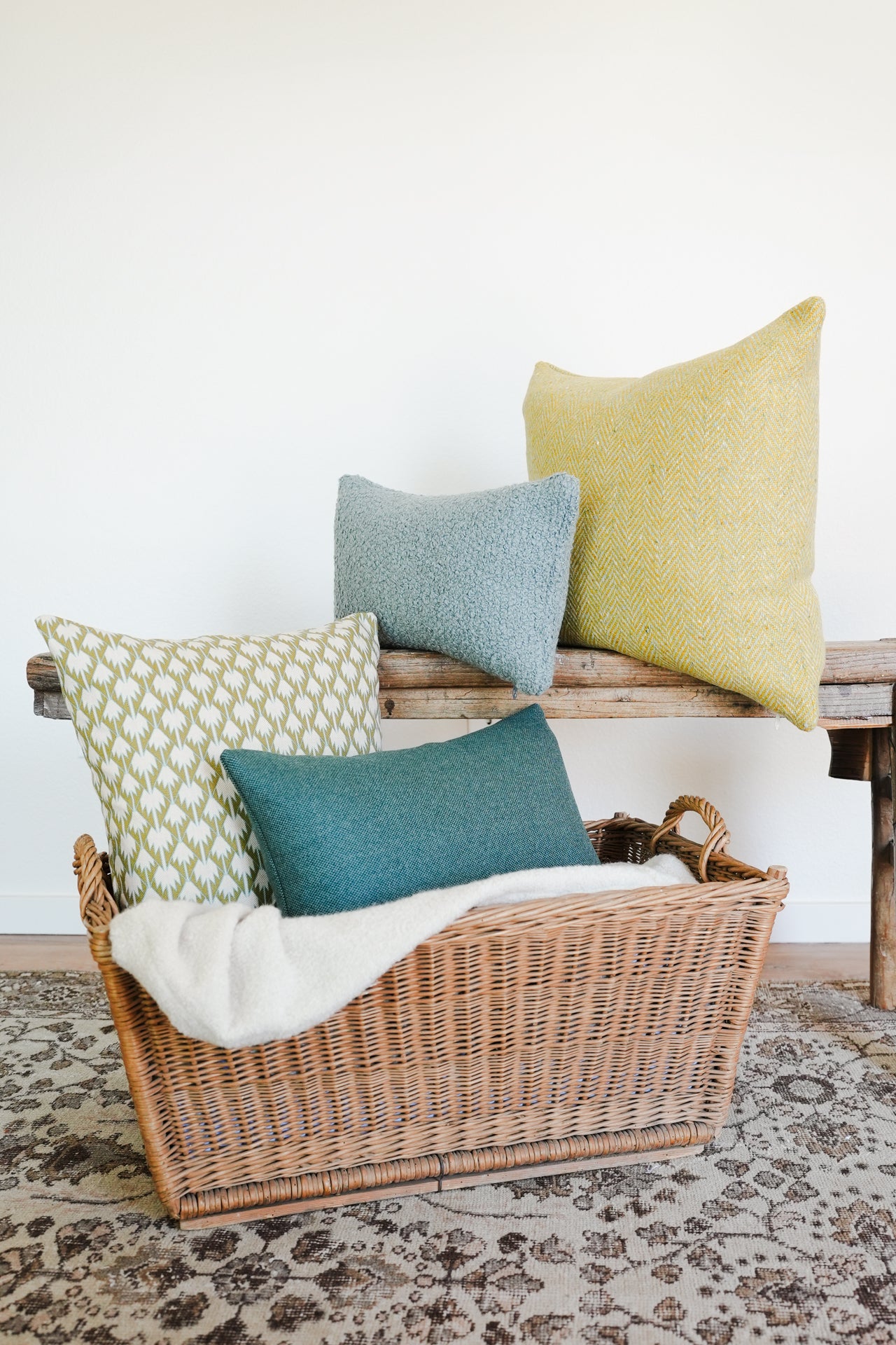 Teal Moss Green Geometric Pattern on Cream Linen Pillow 18x18