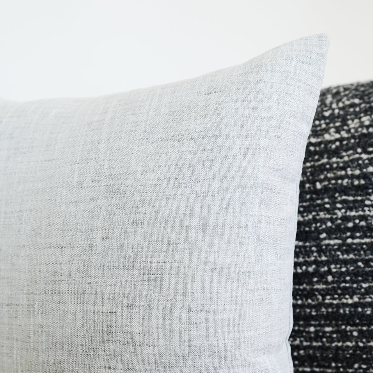 Grey & White Tweed Linen Pillow 20x20