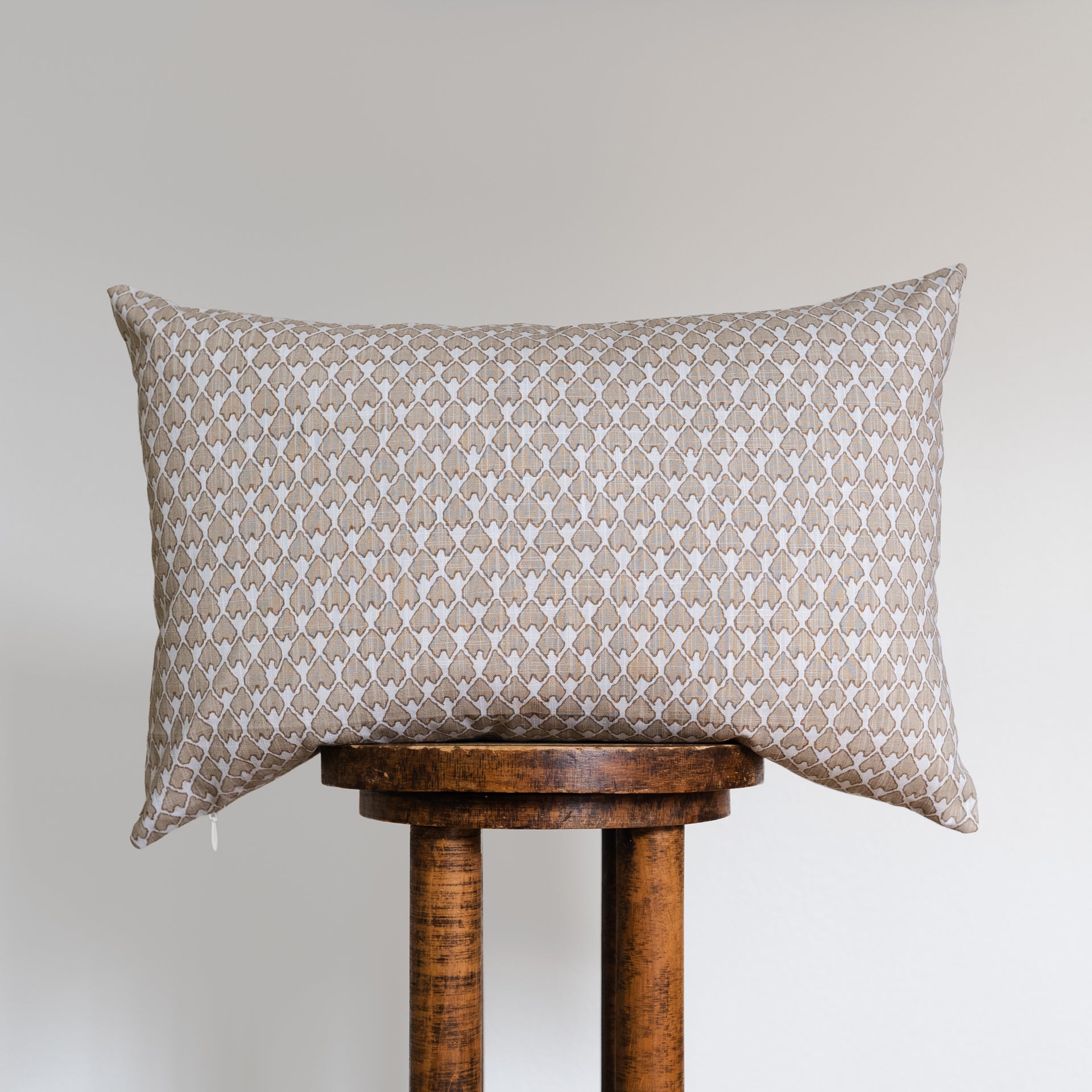 Camel Arrowhead Print Lumbar Pillow 16x24