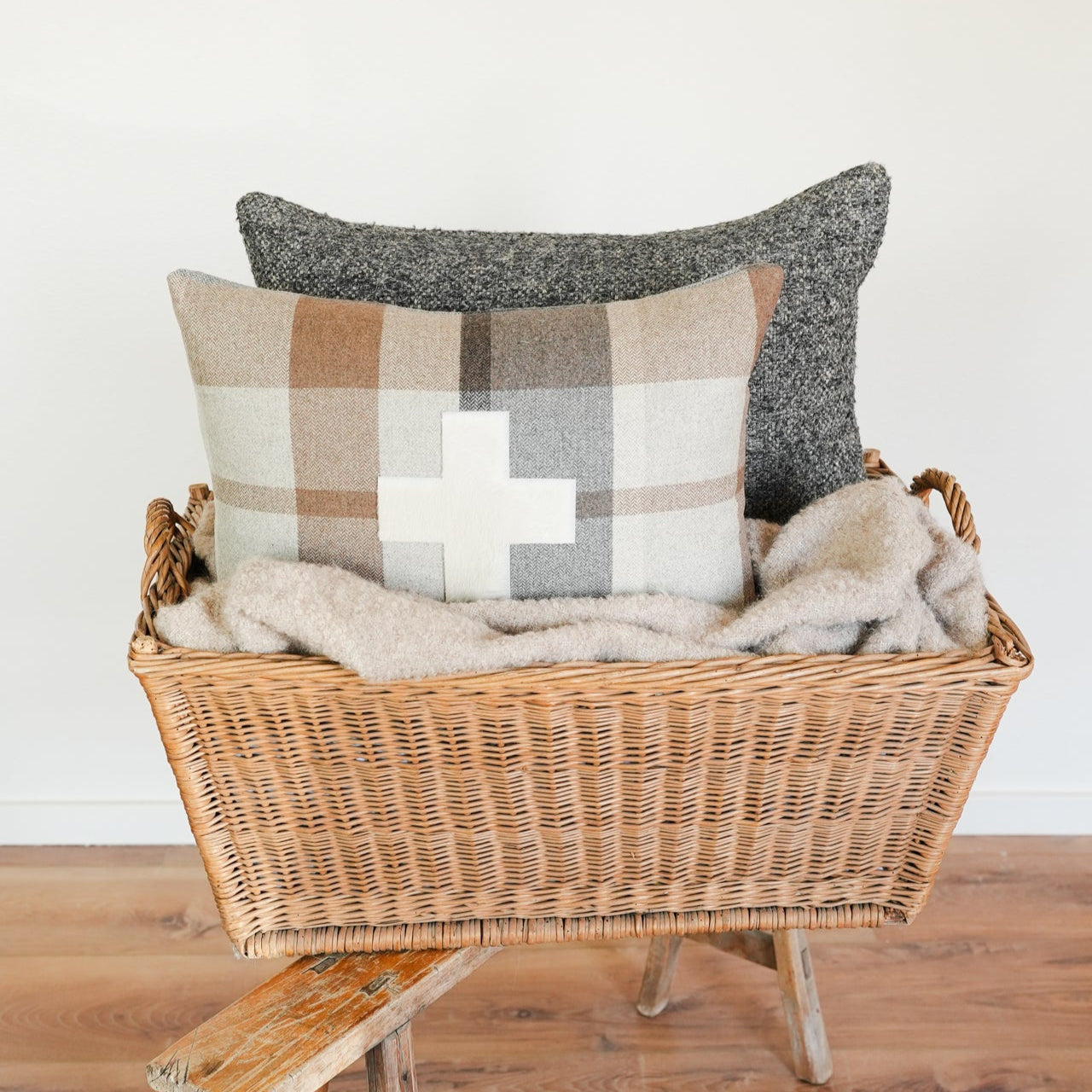 Nubby Grey Wool with Natural Jute Lumbar Pillow 16x24