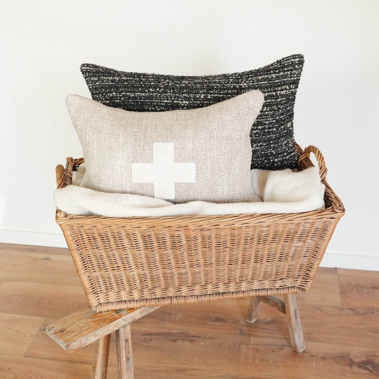 Black & Cream Nubby Wool Lumbar Pillow 14x24