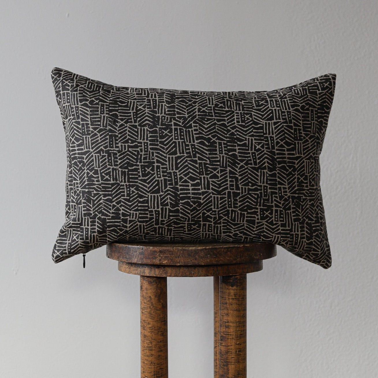 Brown Printed Abstract Pattern on Natural Linen Lumbar 14x20