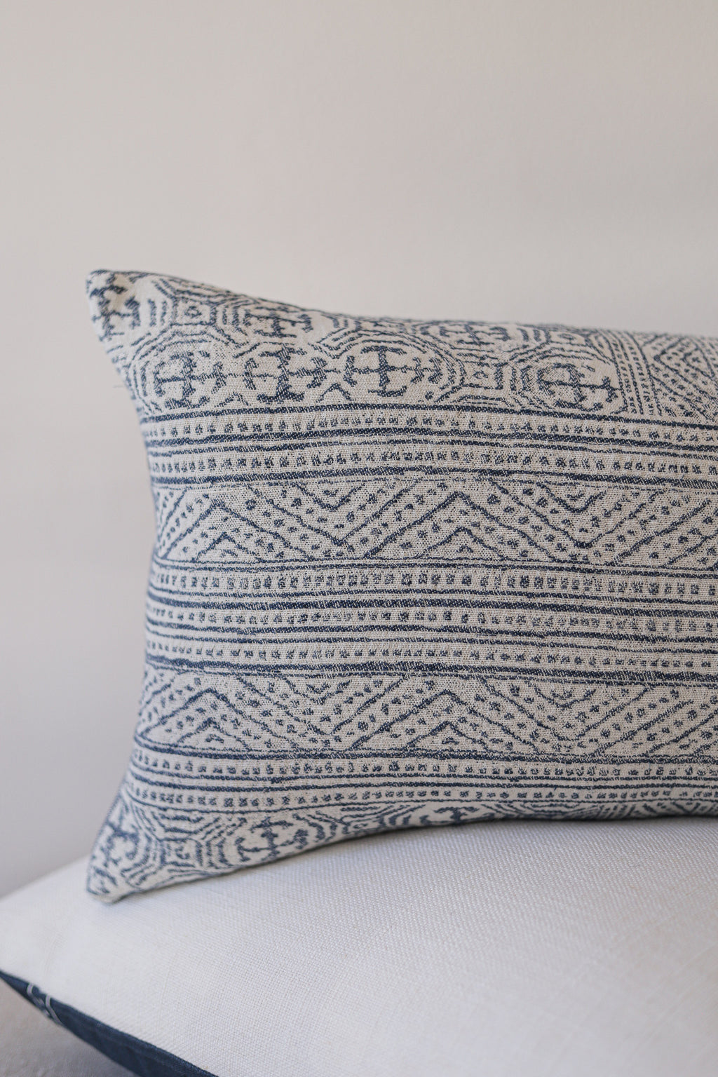 White & Blue Woven Cotton w/ Blue Motif Pattern Pillow 12x20