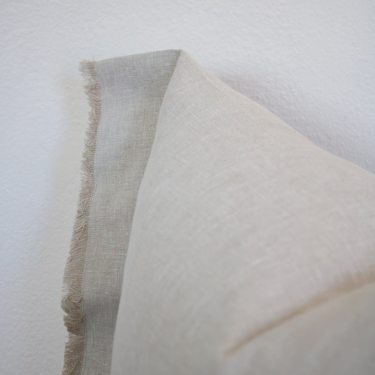 Cream Linen with Relaxed Flange Lumbar Pillow 16x24