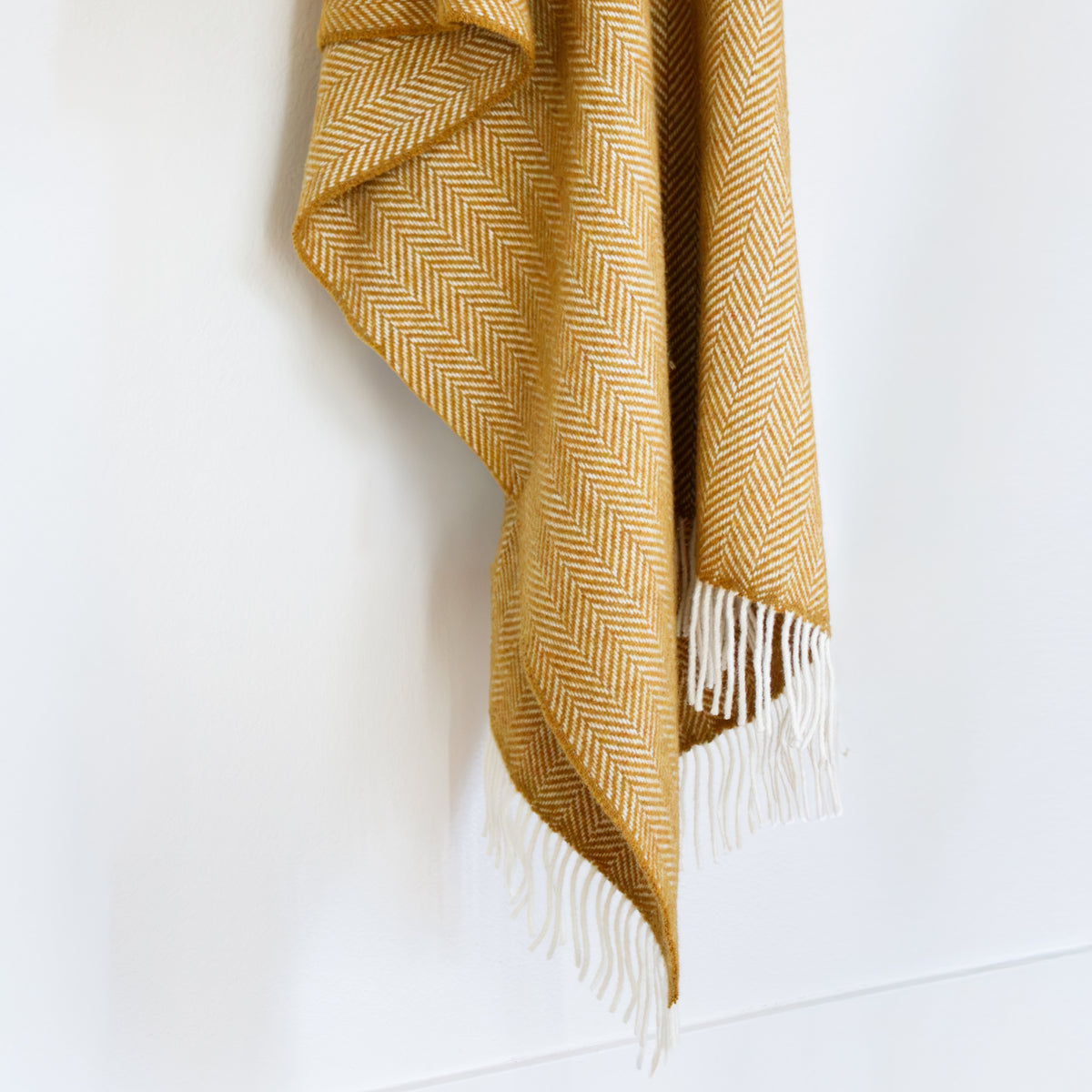 Herringbone with Cashmere Throw